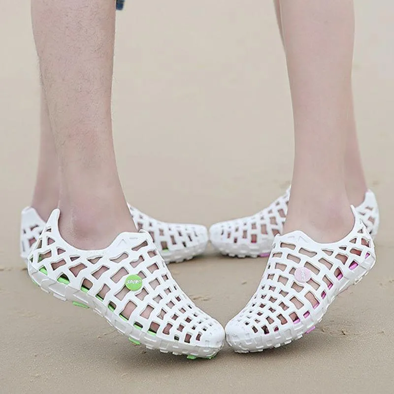 Breathable Hollow Out Pure Color Flat Casual Water Sandals For Beach
