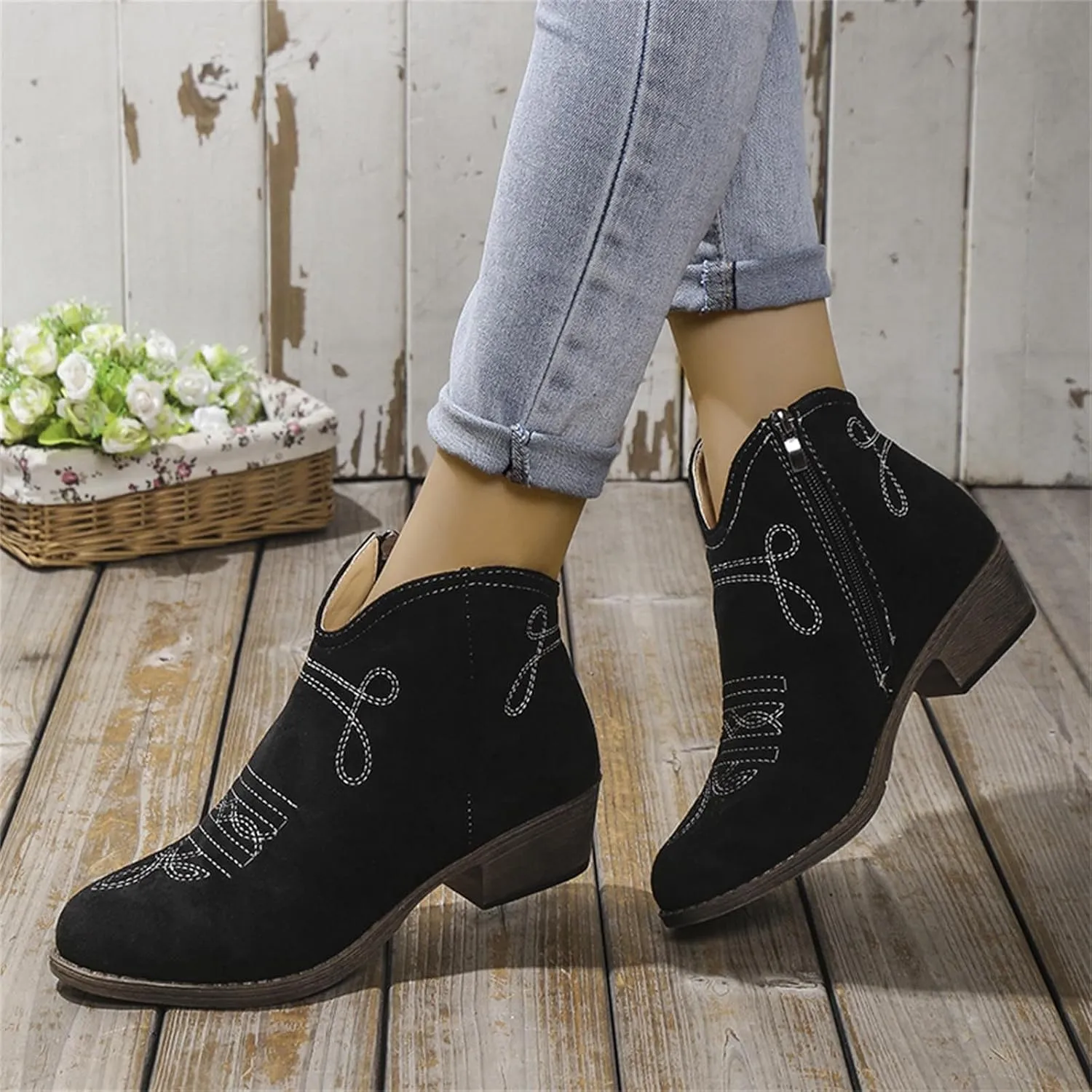 Cowboy Boots for Women Low Heel with Side Zip Western Durable Cowgirl Boots Comfortable Women's Ankle Boots Fashion Booties