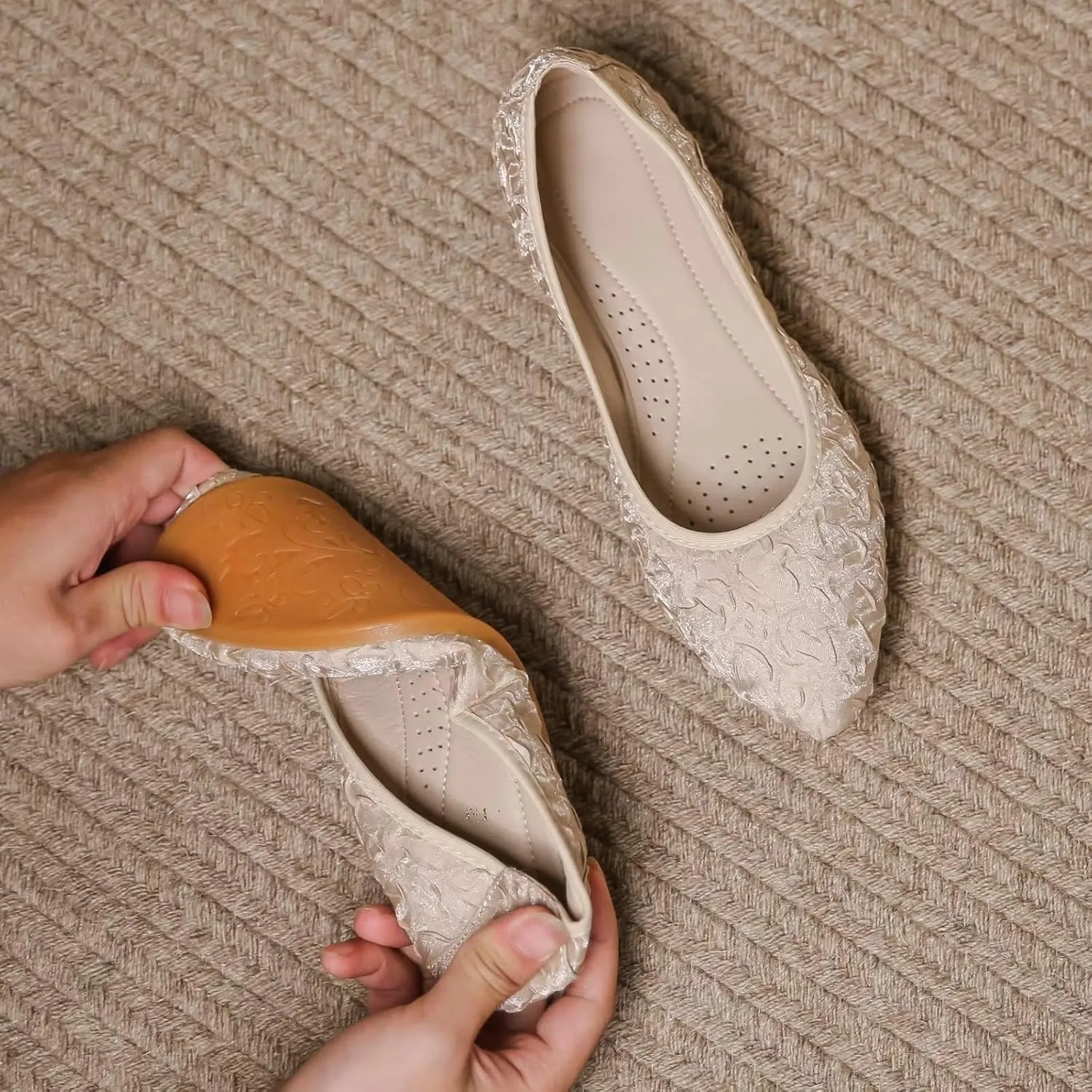 INEELUYI Soft Ballets Flats for Women Pointy Toe Comfortable Dress Ballerina Flats Shoes
