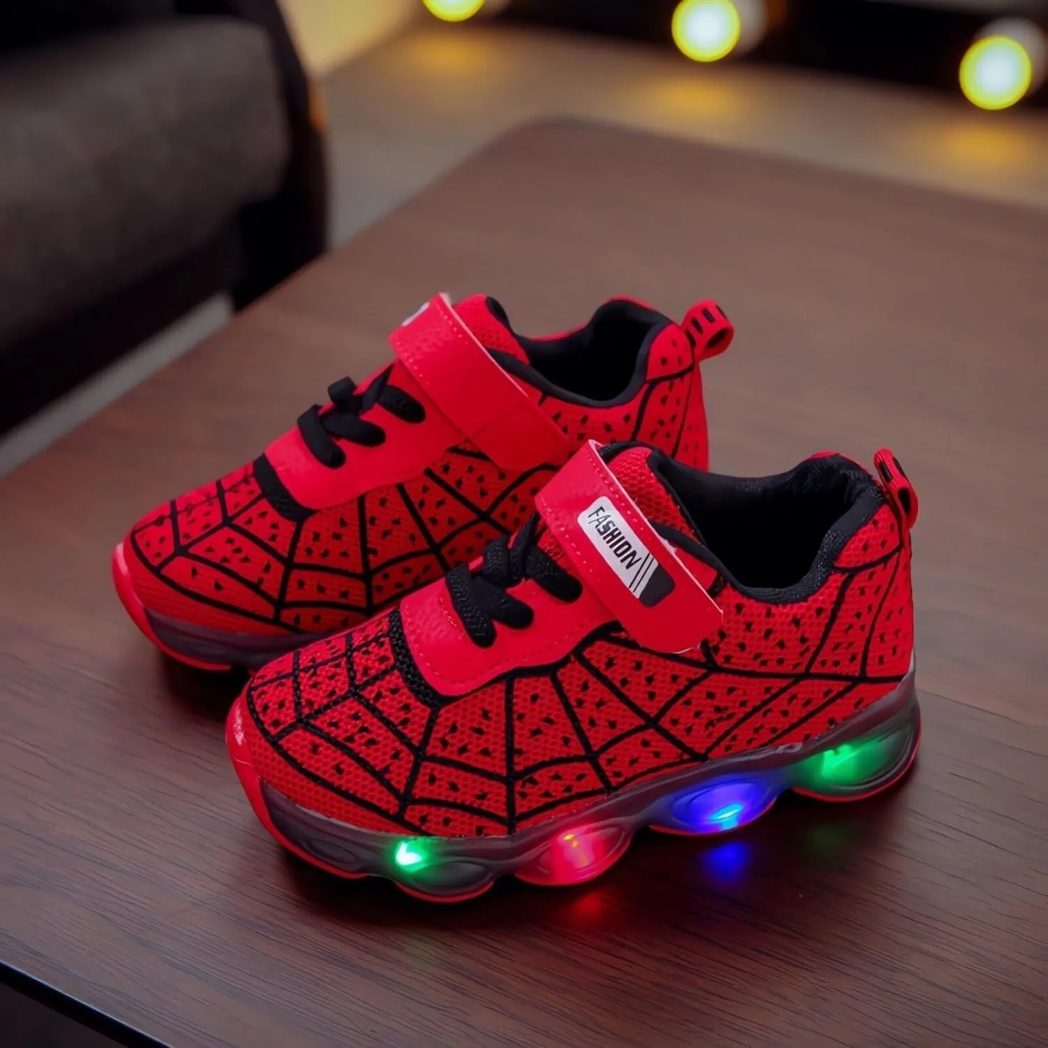 Toddler Kids Light Up Shoes LED Luminous Trainers Mesh Breathable Walking Sneakers for Boys Girls
